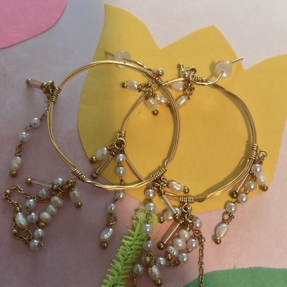 Anthropology Loops with faux pearls Boho Feminine Gold  Earrings - Picture 4 of 4